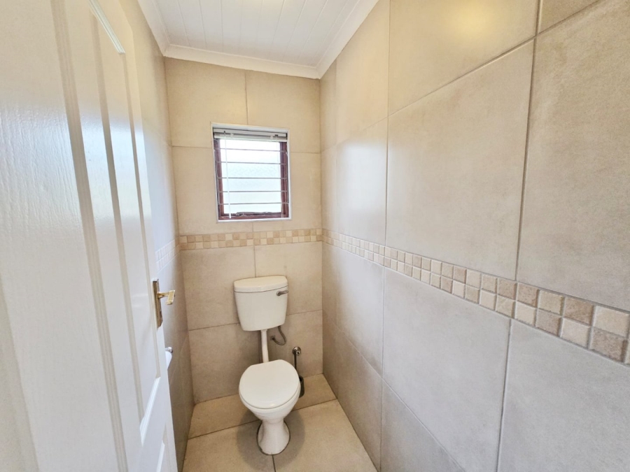 4 Bedroom Property for Sale in The Village Western Cape